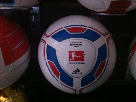 Adidas Torfabrik Temporada 2011-2012